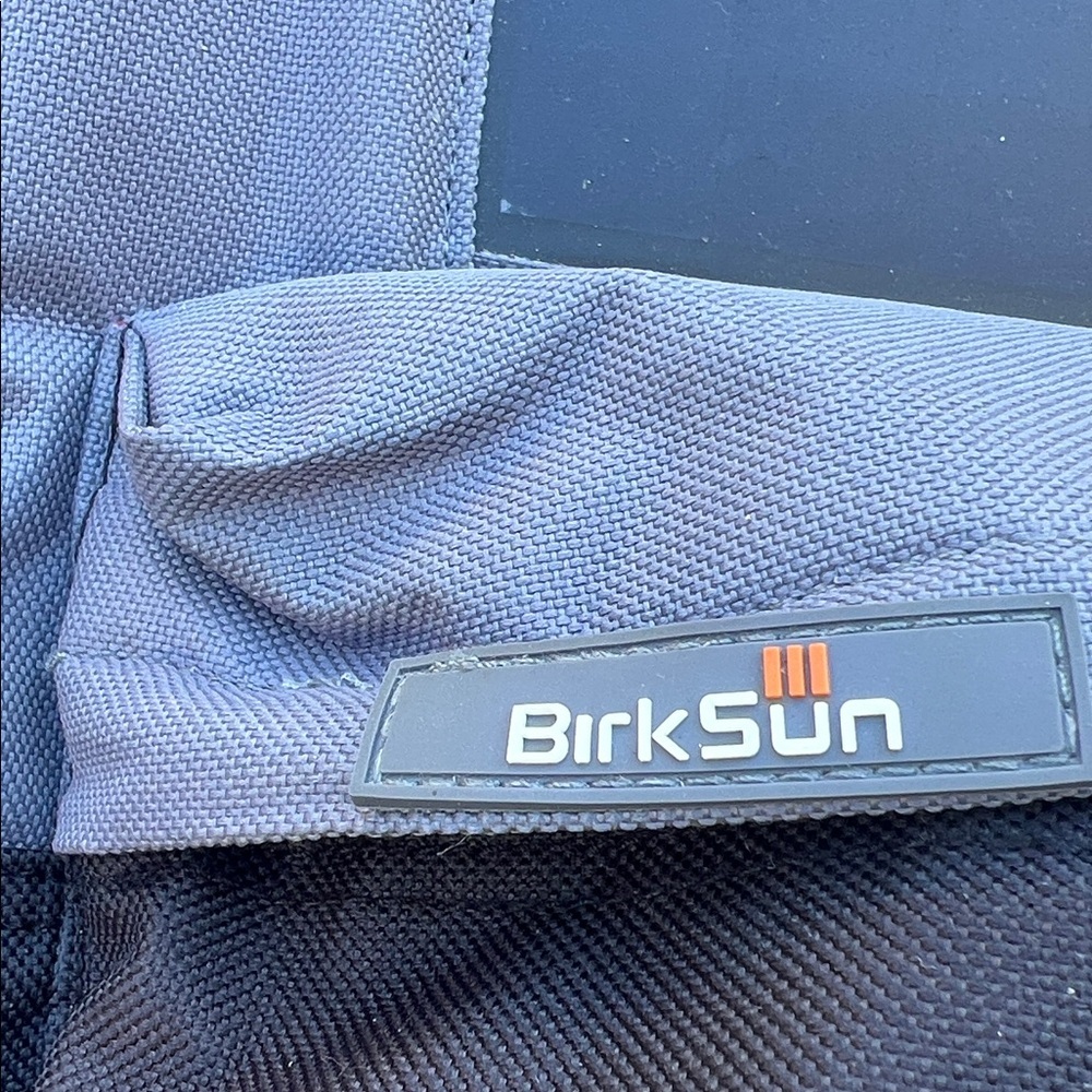 BirkSun Solar Panel Charging Grey/Black Backpack NWT - Picture 3 of 11